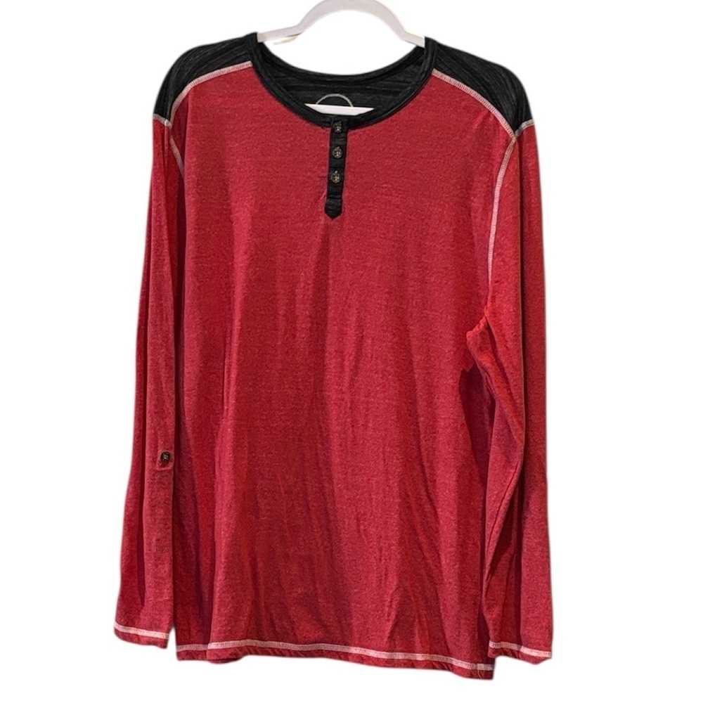 Buckle BKE Red Black Long Sleeve Raglan Shirt Large Tab Sleeves